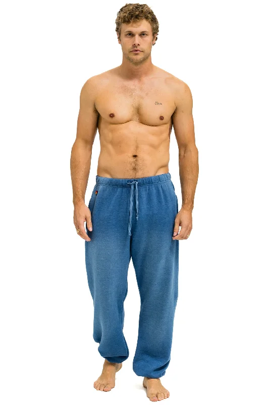 Men’s durable casual tee-ESSENTIAL SWEATPANTS - FADED WATER