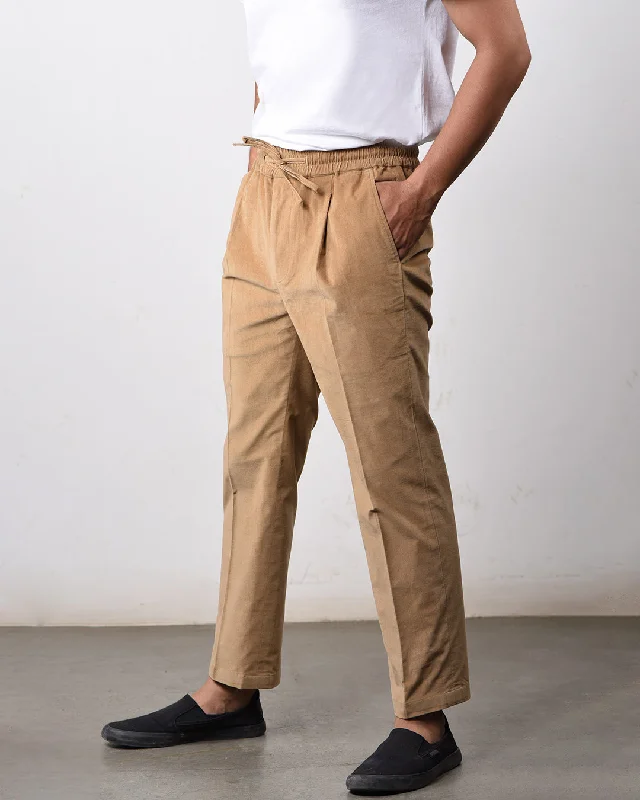 Men’s bright stretch trousers-Soft Tan 25 Wale Corduroy Drawstring Pant